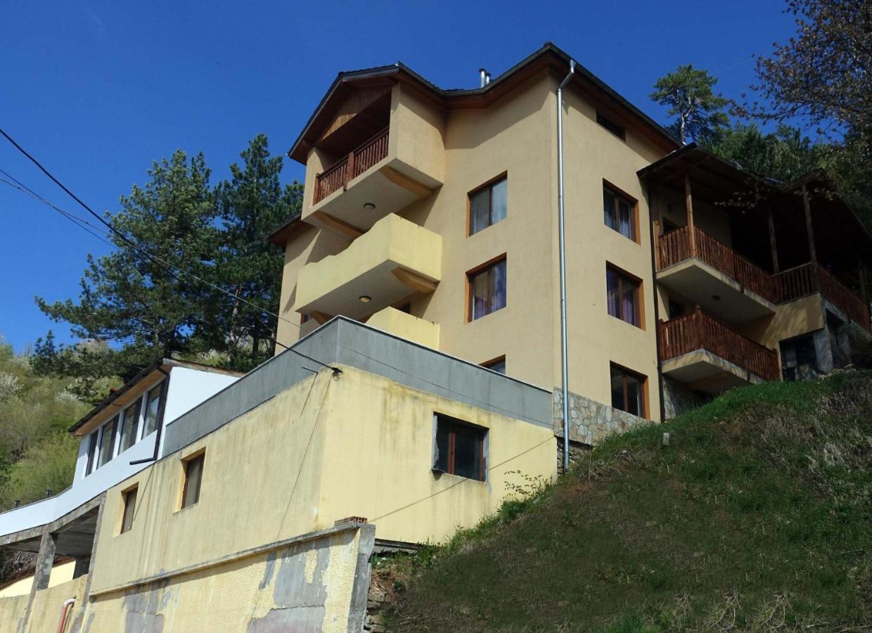 Горски Кът Devin Exterior photo